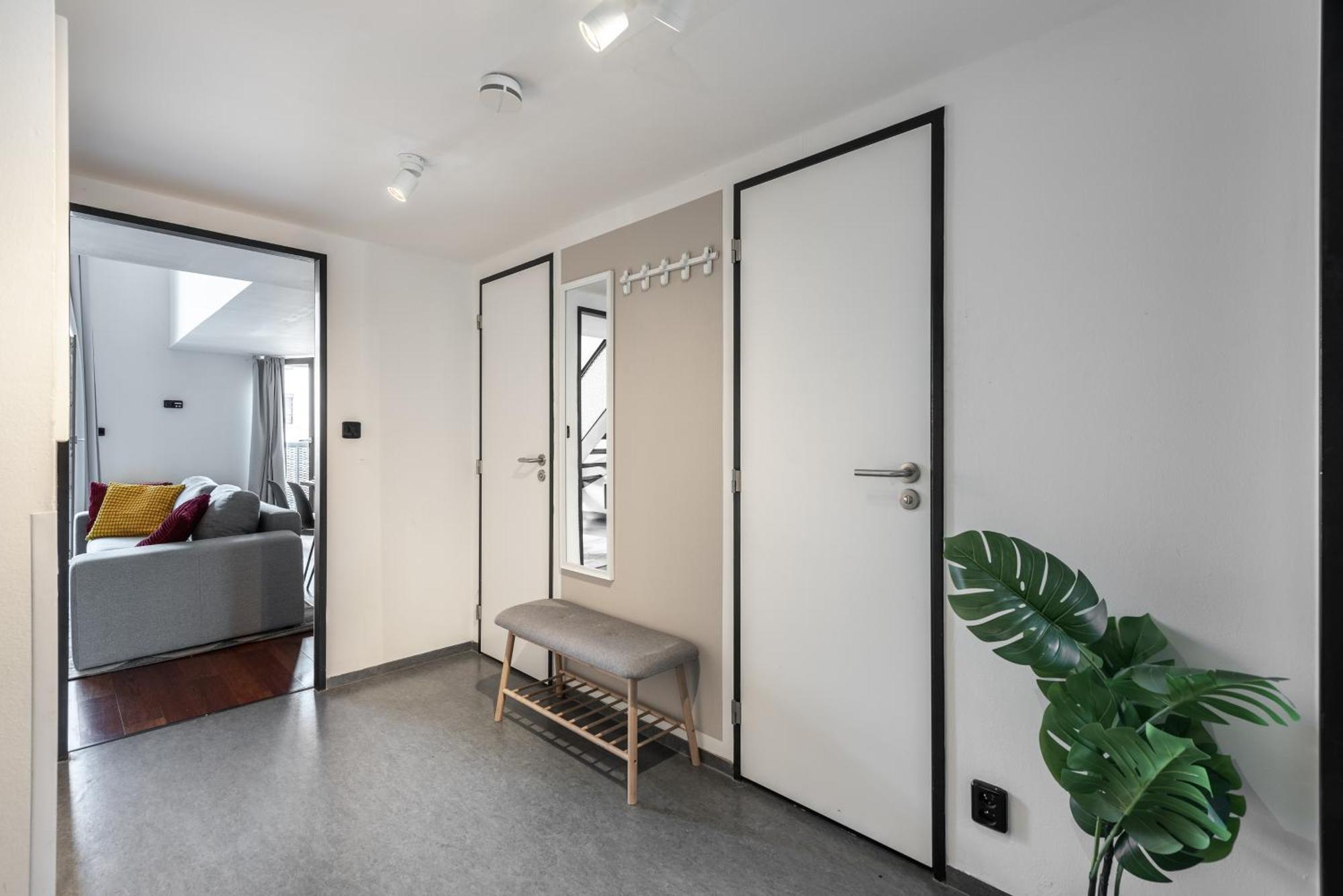 Spacious Apartments Near Karlin Square Prague Extérieur photo